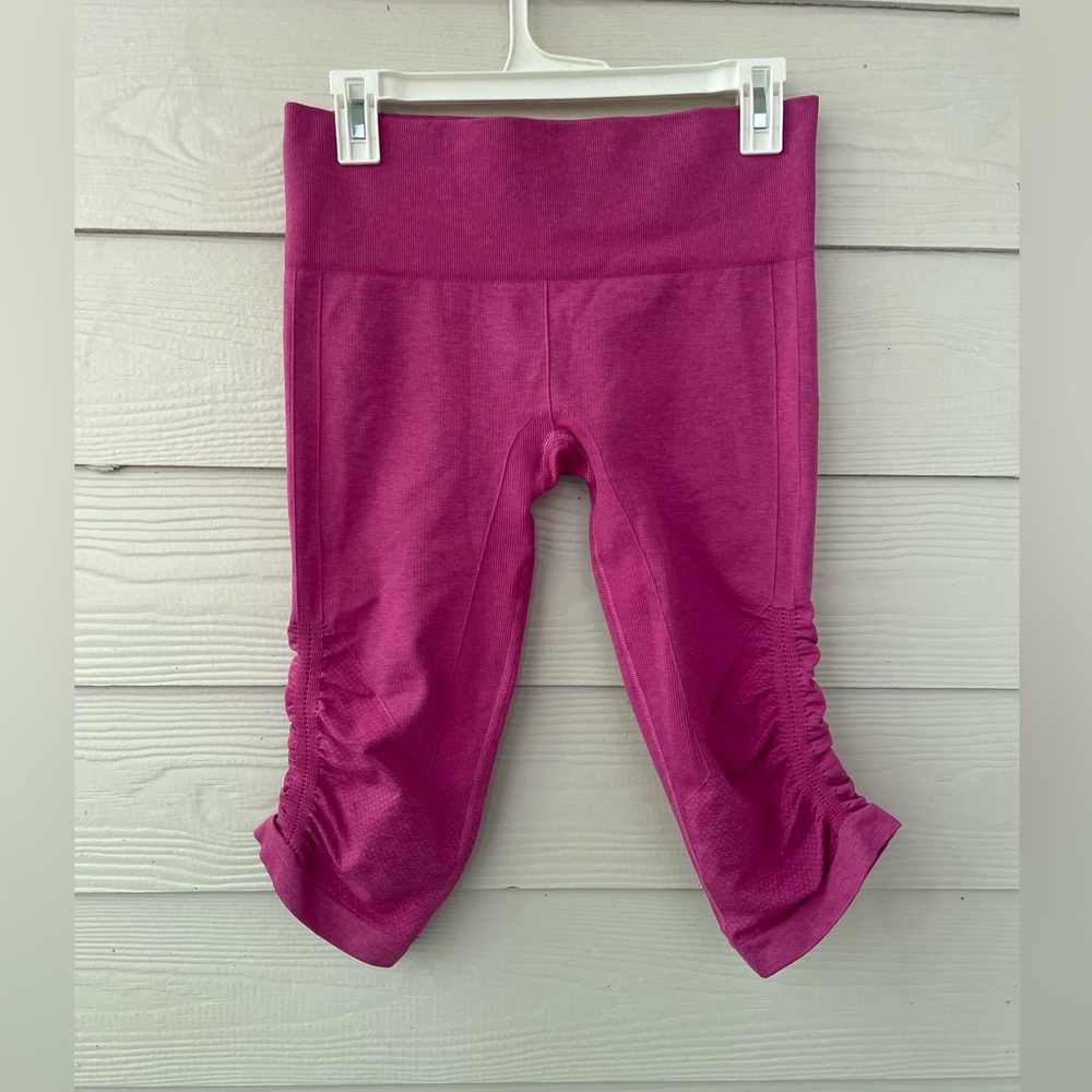 lululemon athletica Ruched Capri Leggings - Magenta Pink